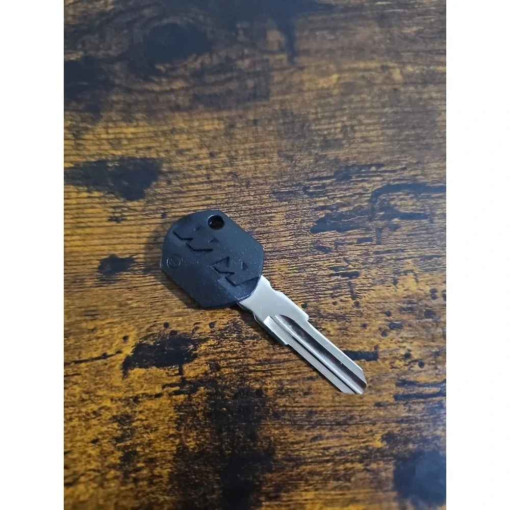 FOR KTM 125/200/390 DUKE  MOTORCYCLE Blank Key Replacement‎